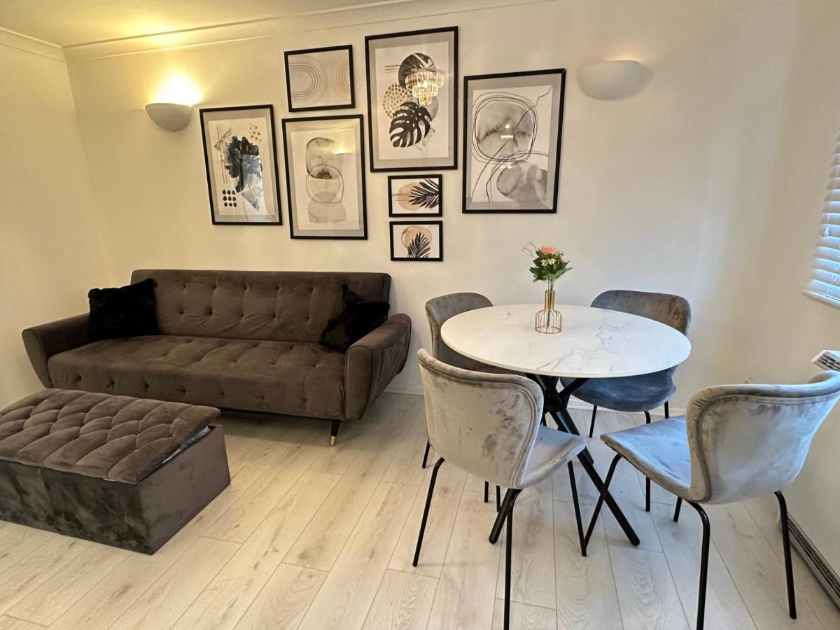 Stylish 1 Bedroom Close To Tooting Bec Station Apartament Londra